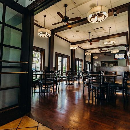 Отель Doubletree By Hilton Pleasant Prairie Kenosha, Wi Экстерьер фото