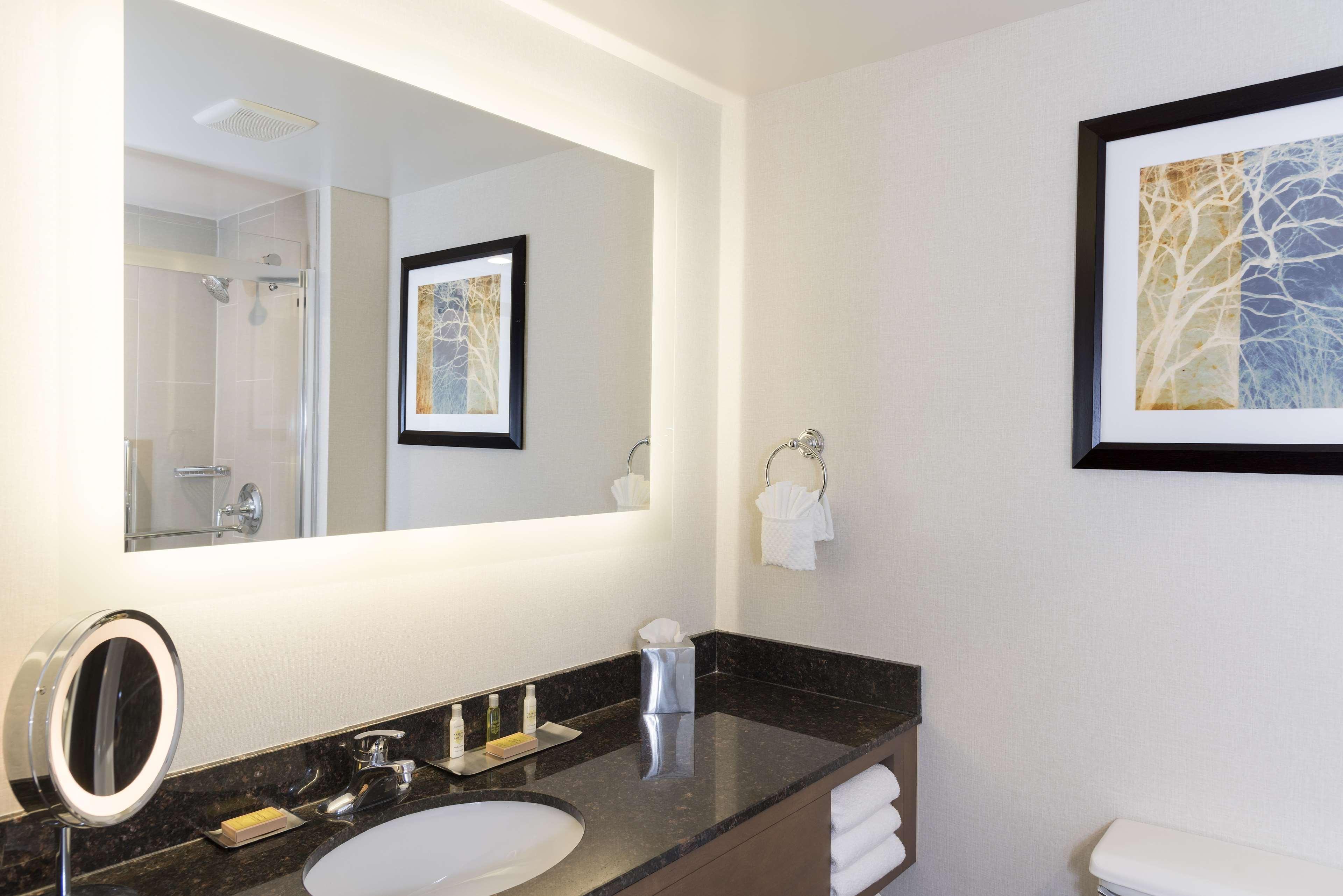 Отель Doubletree By Hilton Pleasant Prairie Kenosha, Wi Номер фото